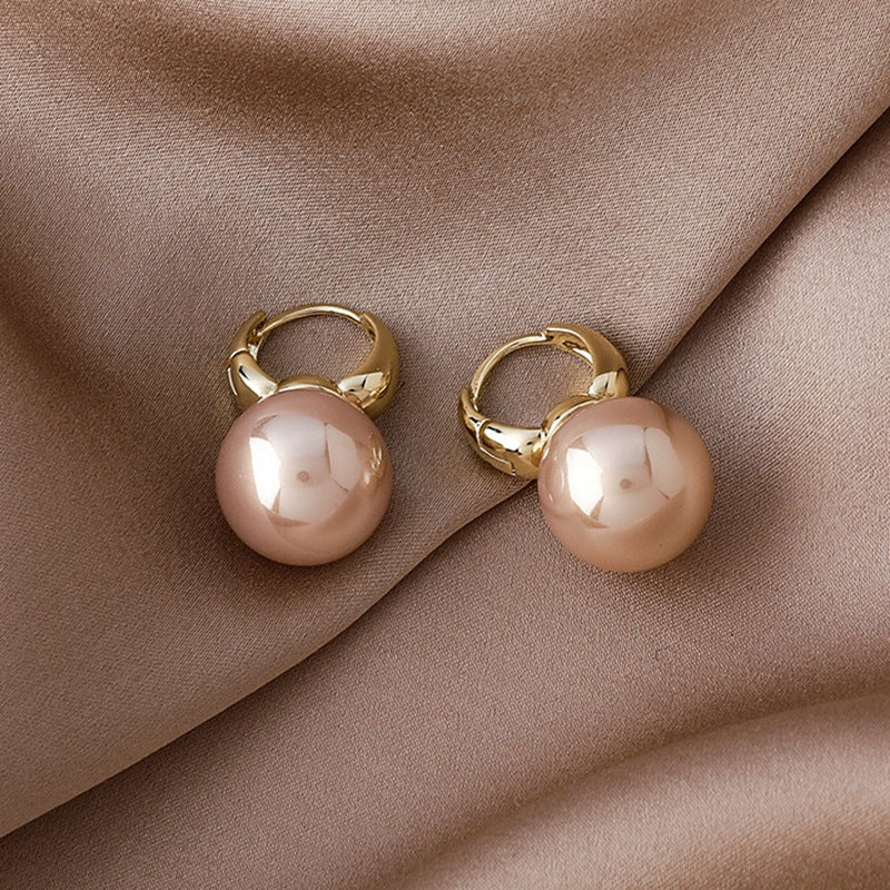 Vintage Pearl Women's Earrings for Everyday Wear