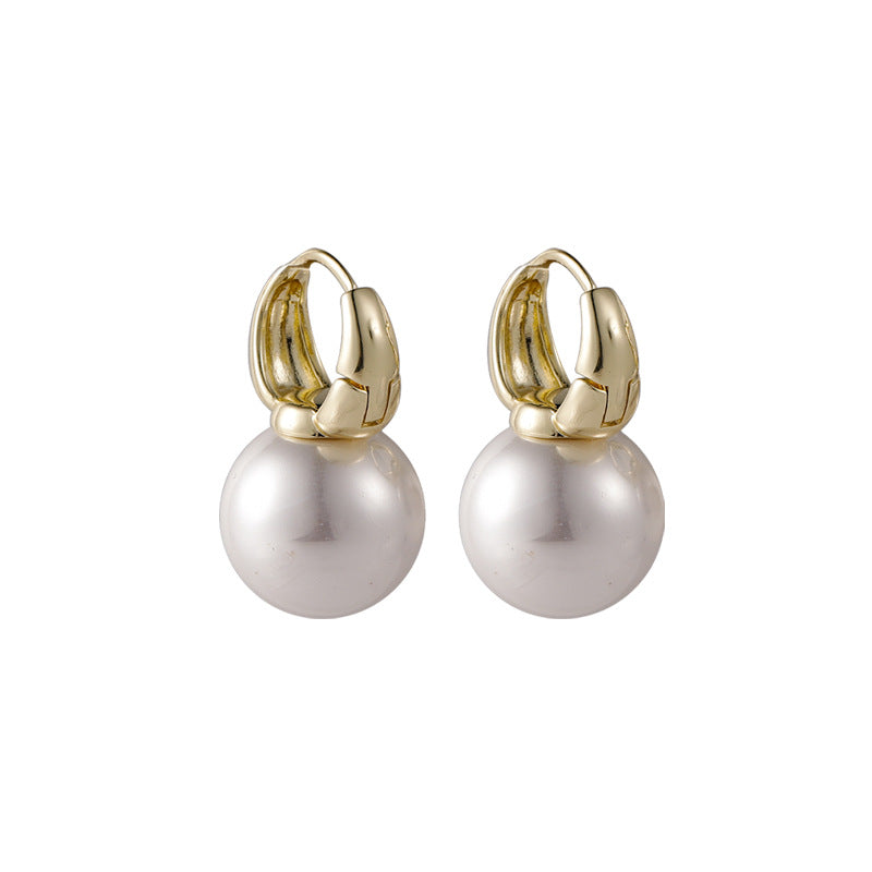 Vintage Pearl Women's Earrings for Everyday Wear